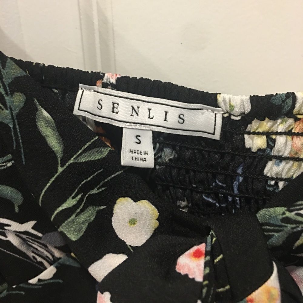 Senlis Small floral off shoulder black summer dress - Picture 6 of 8